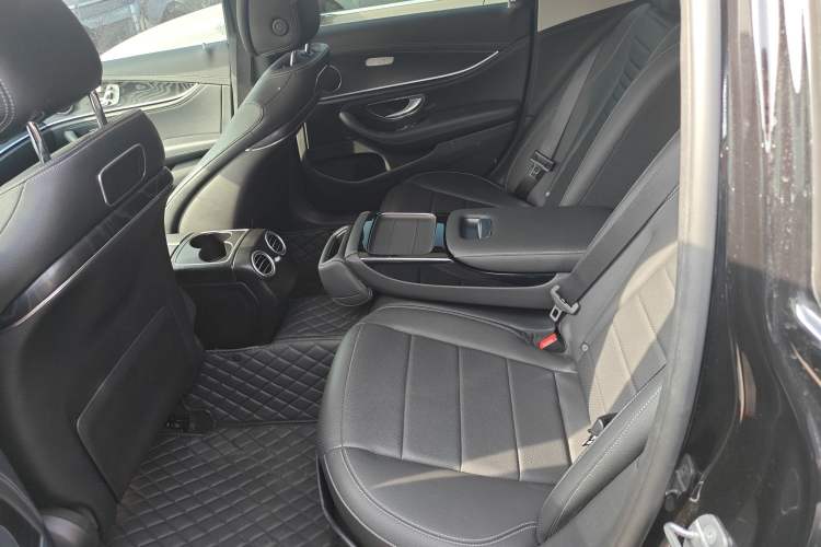 Used Mercedes-Benz E-Class 2017 E 300 L Sporty and Stylish Model