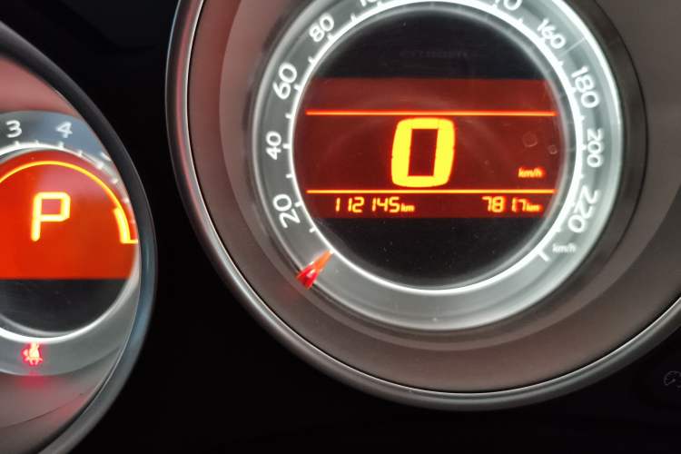 Used Citroen C4L 2013 1.6 THP Automatic Impression Edition Odometer Close Up