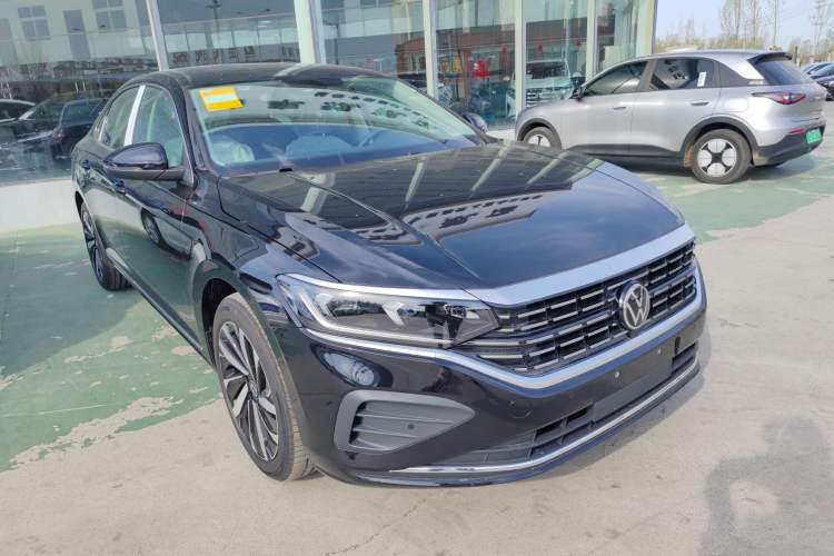 Used Volkswagen Passat 2026 Model, Outstanding 380TSI Longteng Edition
