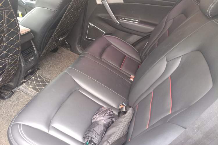 Used Geely Auto Emgrand X7 Sport 2018 1.8TD Automatic Two-Wheel Drive Zhiya Model