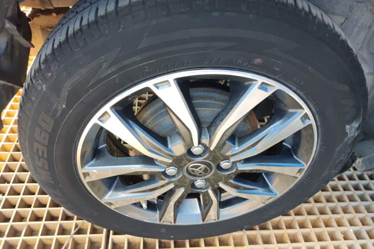 Used Toyota YARiS L Zhi Xuan 2021 X-Trail 1.5L CVT Luxury Edition