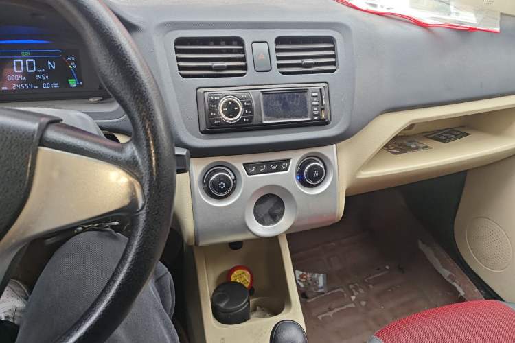 Used JMEV E100B 2016 E100 Standard Model
