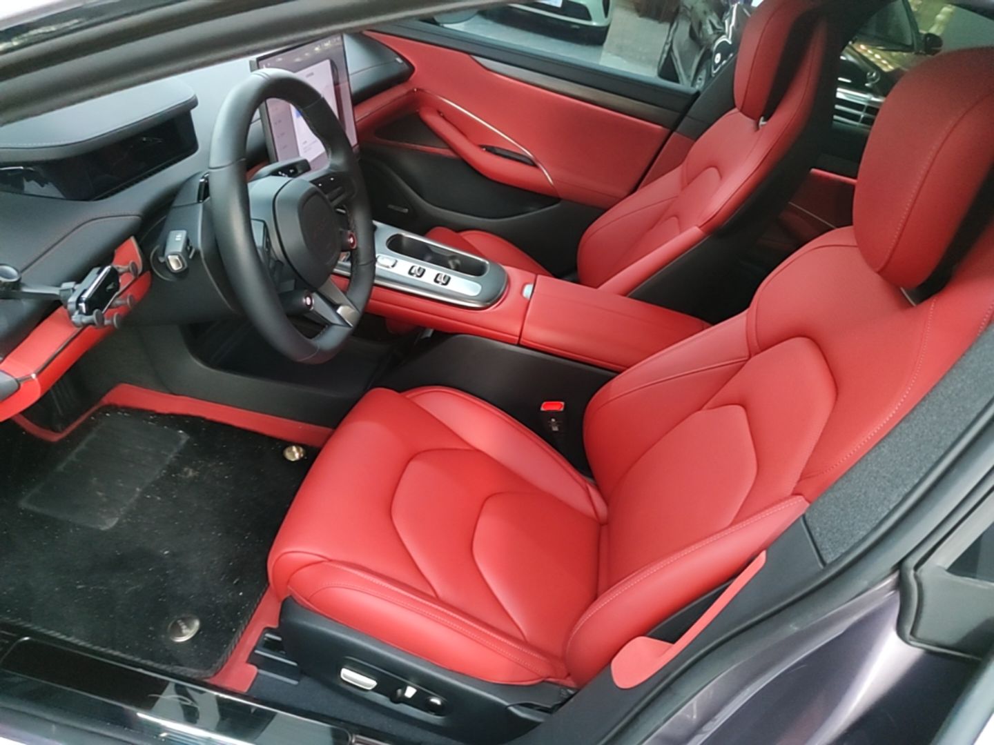 Xiaomi Auto SU7 2024 Rear-Drive Long-Range Intelligent Driving Version — снимка 17