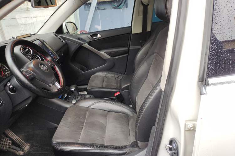 Used Volkswagen Tiguan 2010 2.0 TSI Automatic All-Wheel Drive Flagship Edition