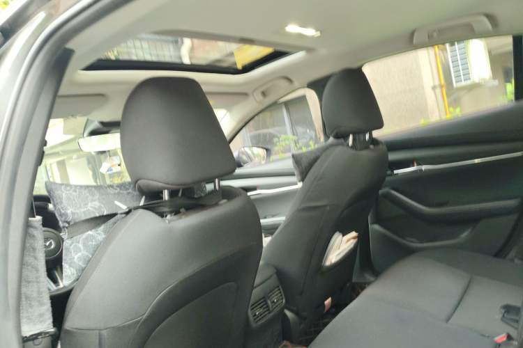Used Mazda 3 Axela 2020 2.0L Automatic ZhiXuan Edition Headliner