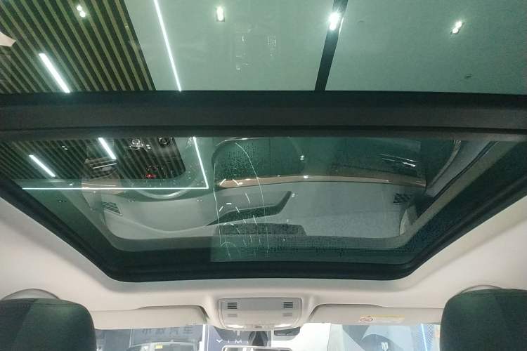 Used Volkswagen Tharu 2021 280TSI Two-Wheel-Drive Luxury Plus Edition
