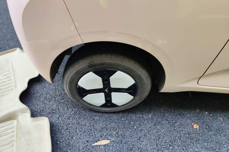 Used Wuling Hongguang MINIEV 2024 3rd Generation 215km Advanced Version