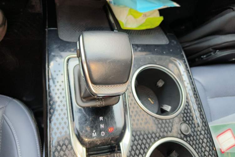 Used Hongqi HS3 2023 2.0T All-Wheel-Drive Youwei Version
