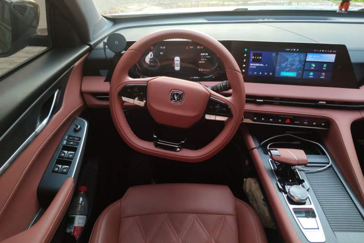 Used CHANGAN CS75 PLUS 2023 3rd Generation 1.5T Automatic Prestige Model Steering Wheel