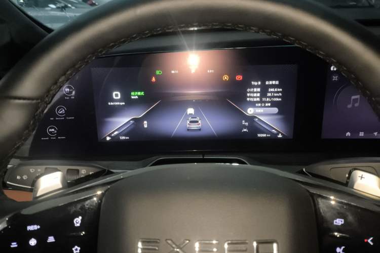 Used EXEED Lingyun 2025 400T Four-Wheel Drive Star Prestige Edition Instrument Cluster