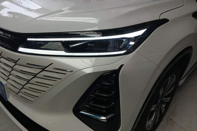 Used CHANGAN CS75 PLUS 2024 3rd Generation Champion Edition 1.5T Intelligent Drive Dynamic Model