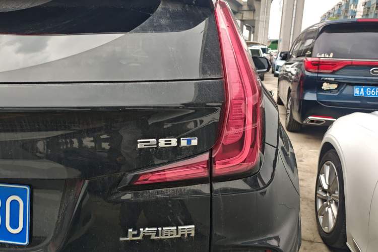 Used Cadillac XT4 2024 28T Two-Wheel-Drive Luxury Version Right Rear Taillight