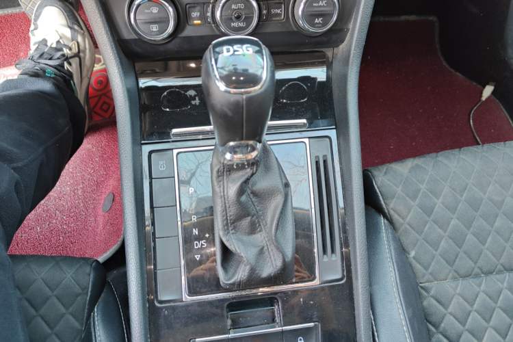 Used Skoda Superb 2016 TSI280 DSG Innovation Edition
