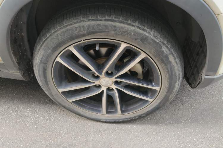 Used Bestune X40 2017 1.6L Automatic Luxury Model
