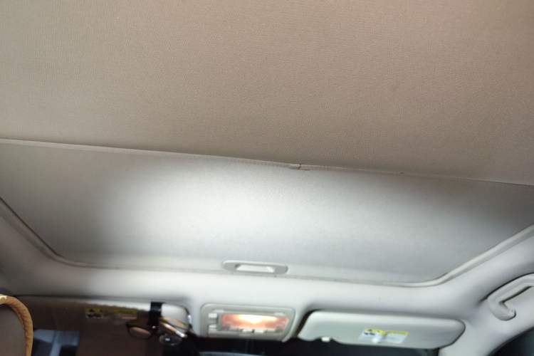 Used BYD S7 2015 2.0T Upgraded Automatic Luxury Version Headliner