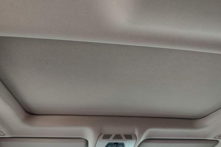 Used BMW X6 2015 xDrive28i Headliner