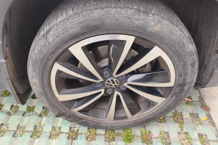 Used Volkswagen Tharu 2021 280TSI Two-Wheel-Drive Luxury Plus Edition