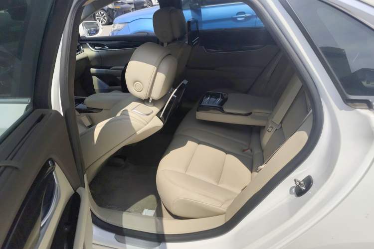 Used Cadillac XTS 2014 28T Platinum Edition