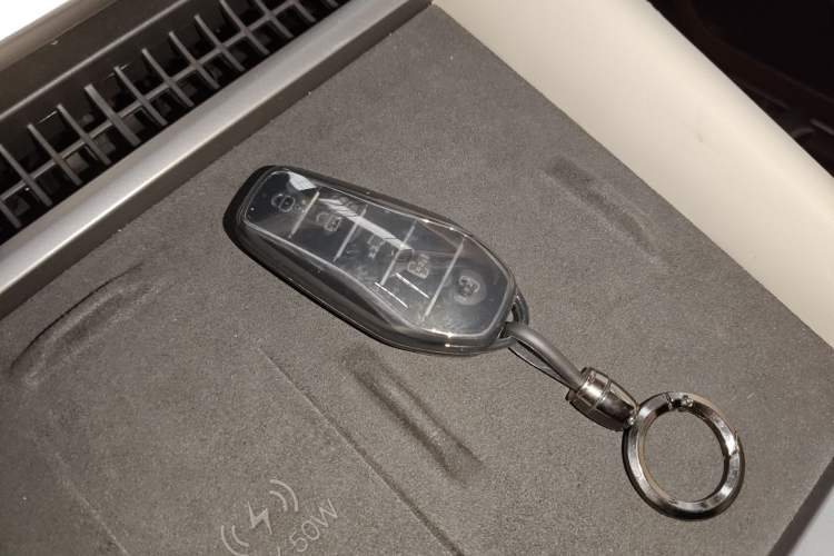 Used BYD Xia 2025 DM-i 1.5T 180km Beyond Edition
