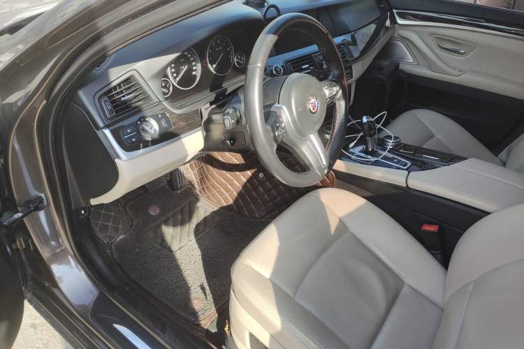 Used BMW 5 Series 2013 525Li Zhuole Edition
