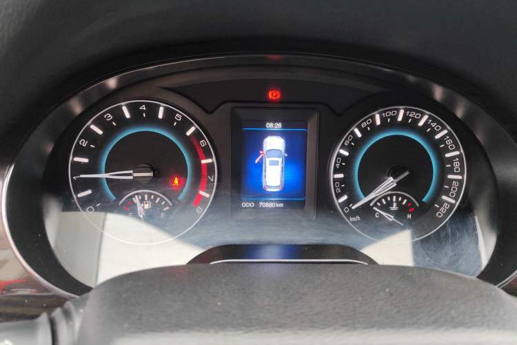 Used Haval H2 2016 Red-Label 1.5T Manual Two-Wheel Drive Luxury Model