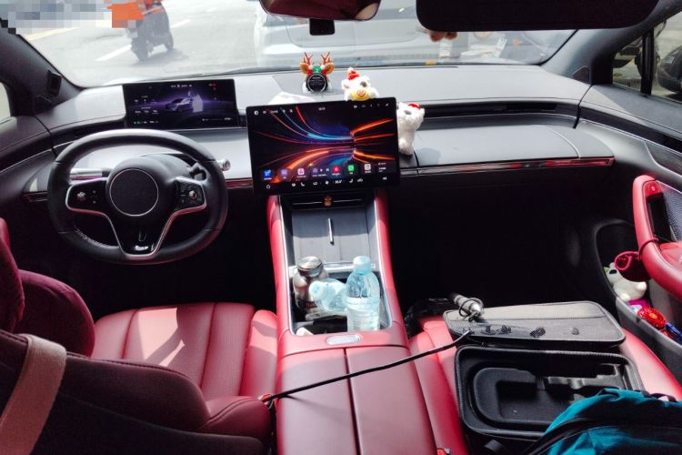 Used Hima Luxeed S7 2024 Max RS Four-Wheel-Drive Performance Edition Center Console