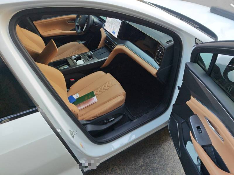Used BYD Song L DM-i 2024 112 km Beyond Edition — 20
