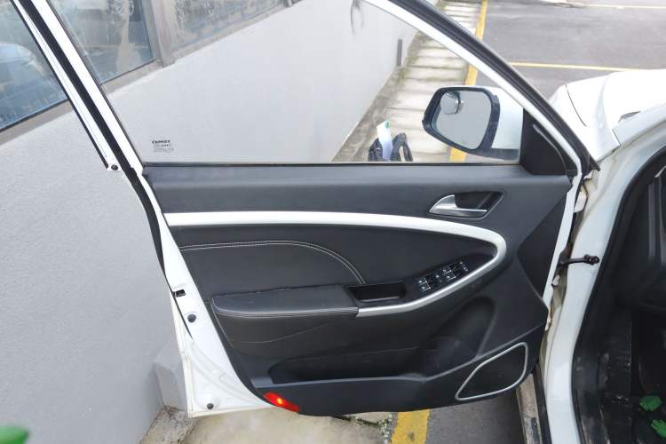 Used Yema Bojun 2019 Performance Edition 1.5T Manual Xuan Dong Model