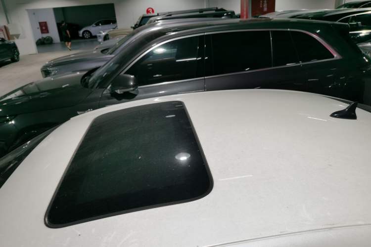 Used CHANGAN Eado 2022 PLUS Blue Whale NE 1.4T GDI DCT Prestige Edition Roof