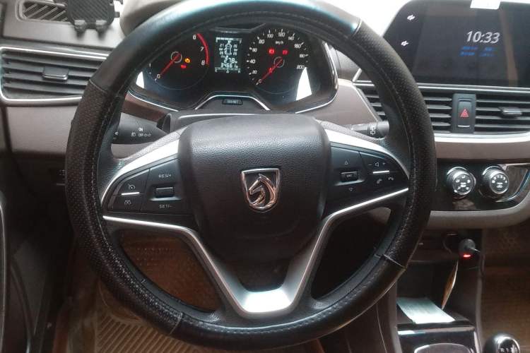 Used Baojun 310W 2017 1.5L Manual Fashion Edition China VI