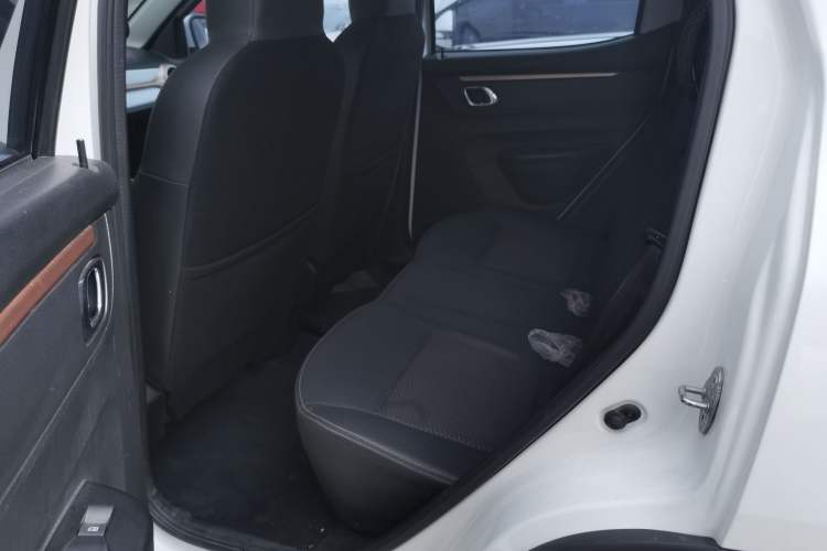 Used Dongfeng NAMMI BOX 2022 Light Wind Edition 201KM Lightning Model Left Rear Seat