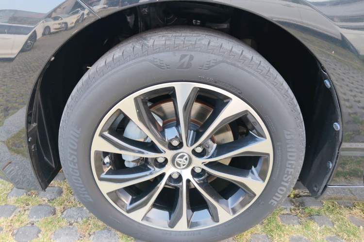 Used Toyota Avalon 2022 2.5L Luxury Edition
