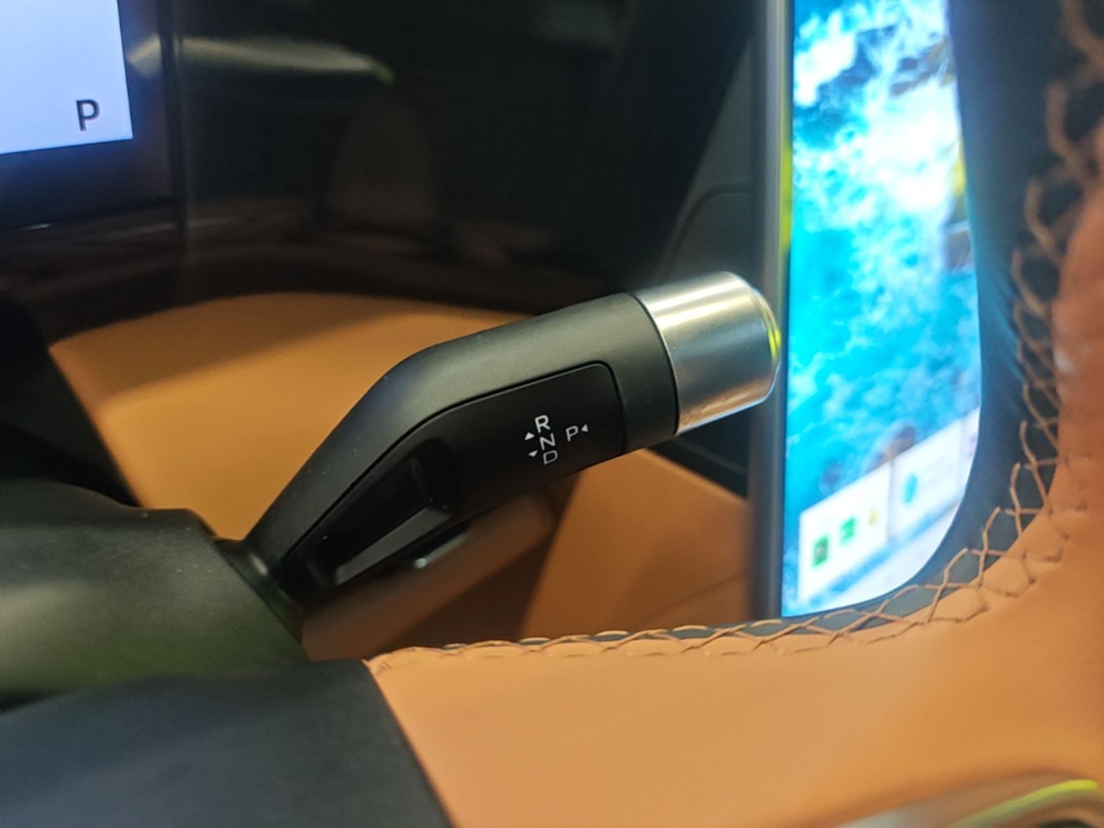 Geely Galaxy L7 2025 EM-i 115km Exploration Edition — снимка 16