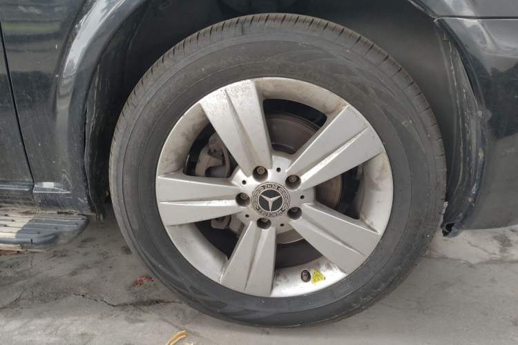 Used Mercedes-Benz Viano 2011 2.5L Navigator Edition
