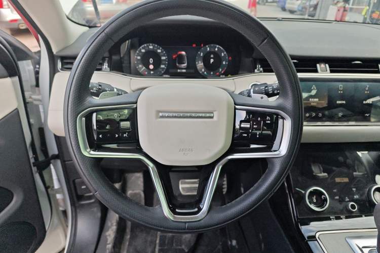 Used Land Rover Range Rover Evoque 2023 Aurora L 249 PS Luxury Edition