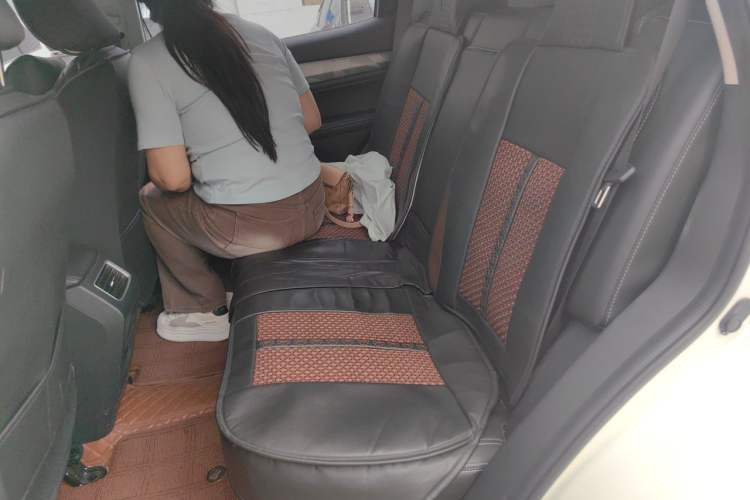Used Geely Auto Vision X6 2021 PRO 1.4T Manual Luxury Model
