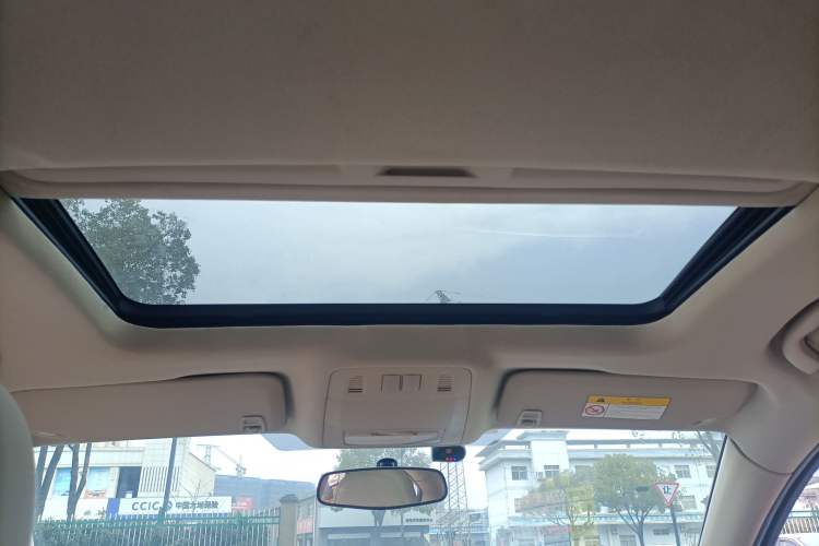 Used Buick Regal 2015 2.0L Leading Fashion Edition