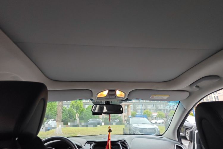 Used Hyundai Santa Fe 2013 2.4L Automatic Two-Wheel Drive Smart Version Headliner