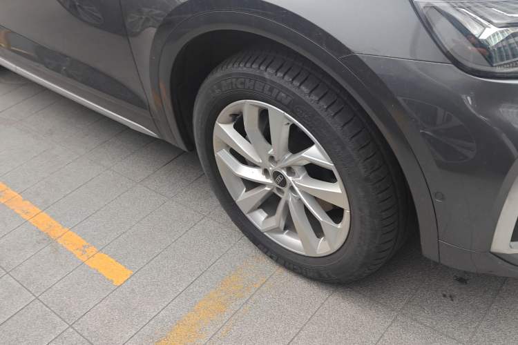 Used Audi Q5L 2022 40T Luxury Dynamic Model
