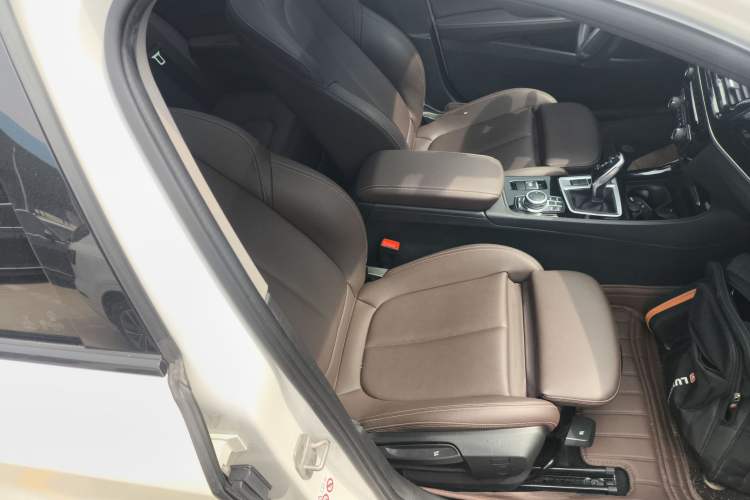 Used BMW 1 Series 2021 Revised 120i M Sport Night Edition Right Front Seat