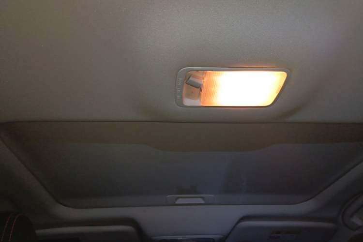 Used Venucia D60 2018 1.6L CVT Smart Connect Elite Edition