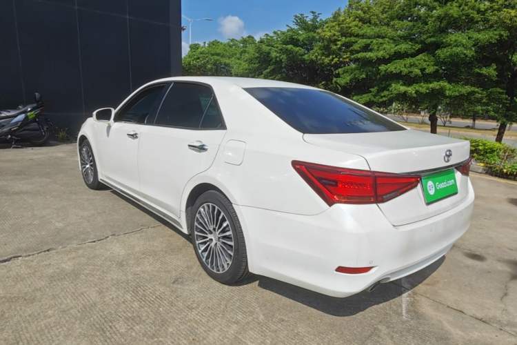 Used Toyota Crown 2018 2.0T Sport Edition
