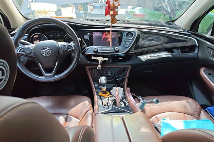 Used Buick Envision 2018 28T Four-Wheel Drive Elite Version Center Console