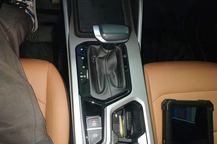 Used Geely Auto Emgrand 2025 4th Generation 1.5L CVT Flagship Version
