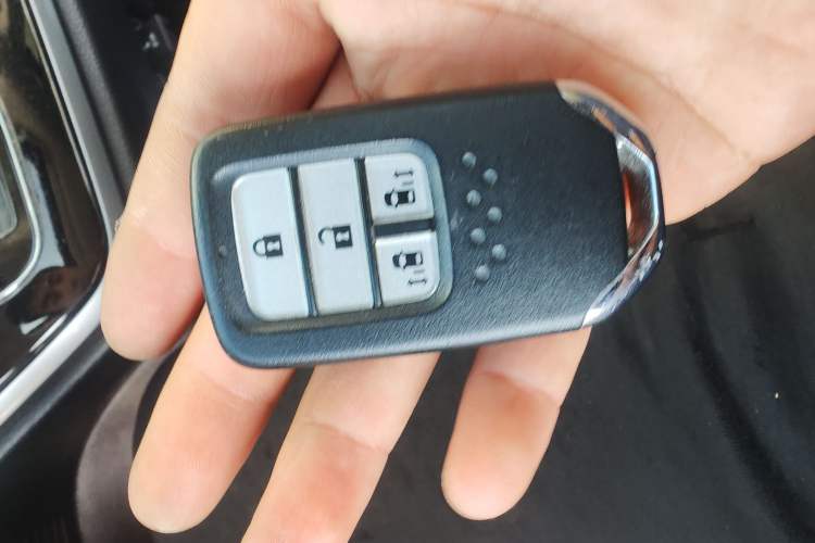 Used Honda Elysion 2019 2.0L Hybrid Luxury Edition
