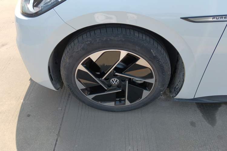 Used Volkswagen ID.3 2023 Upgraded Model Pure Intelligent Enjoyment Version Left Front Wheel Hub