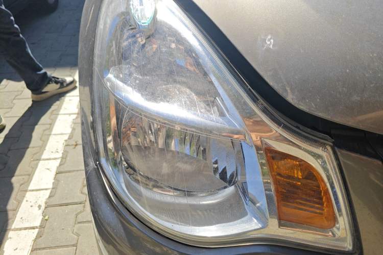 Used Nissan Sylphy 2018 Classic 1.6XE Manual Comfort Edition Right Front Headlight