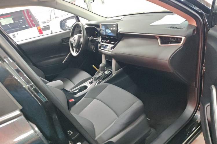 Used Toyota FRONTLANDER 2023 2.0L CVT Elite Edition
