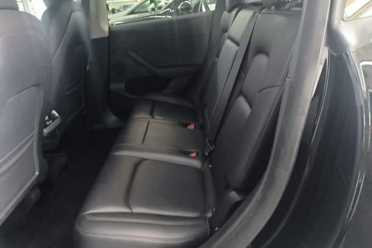 Used Tesla Model Y 2021 Standard Range Rear-Wheel Drive Version