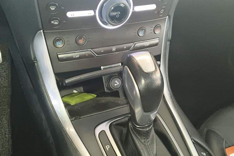 Used Ford Edge 2016 EcoBoost 245 Four-Wheel Drive Titanium 7-Seater